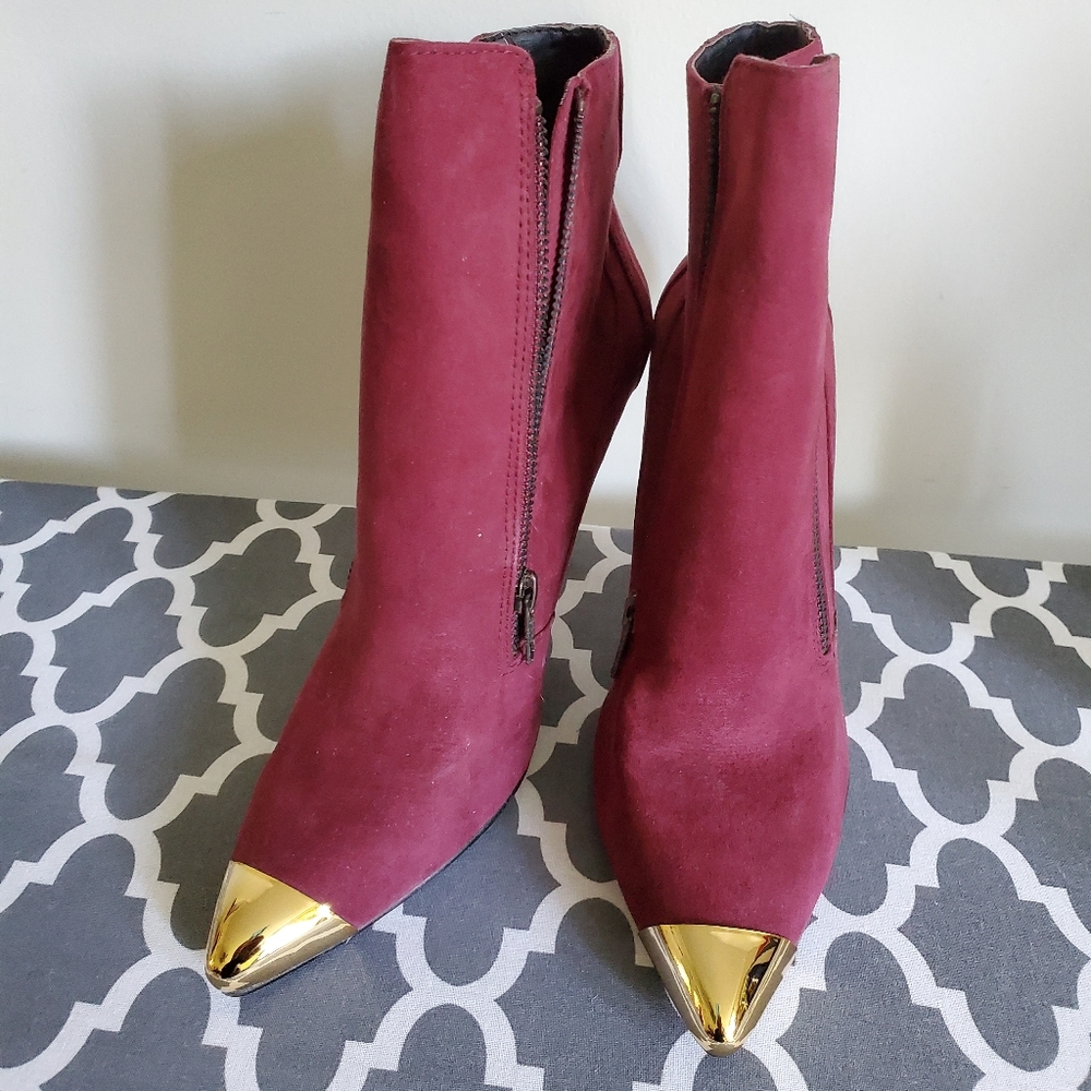 MIA Daphne gold capped boots